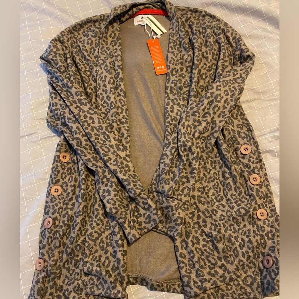 Sundry cardigan size 1. NWT